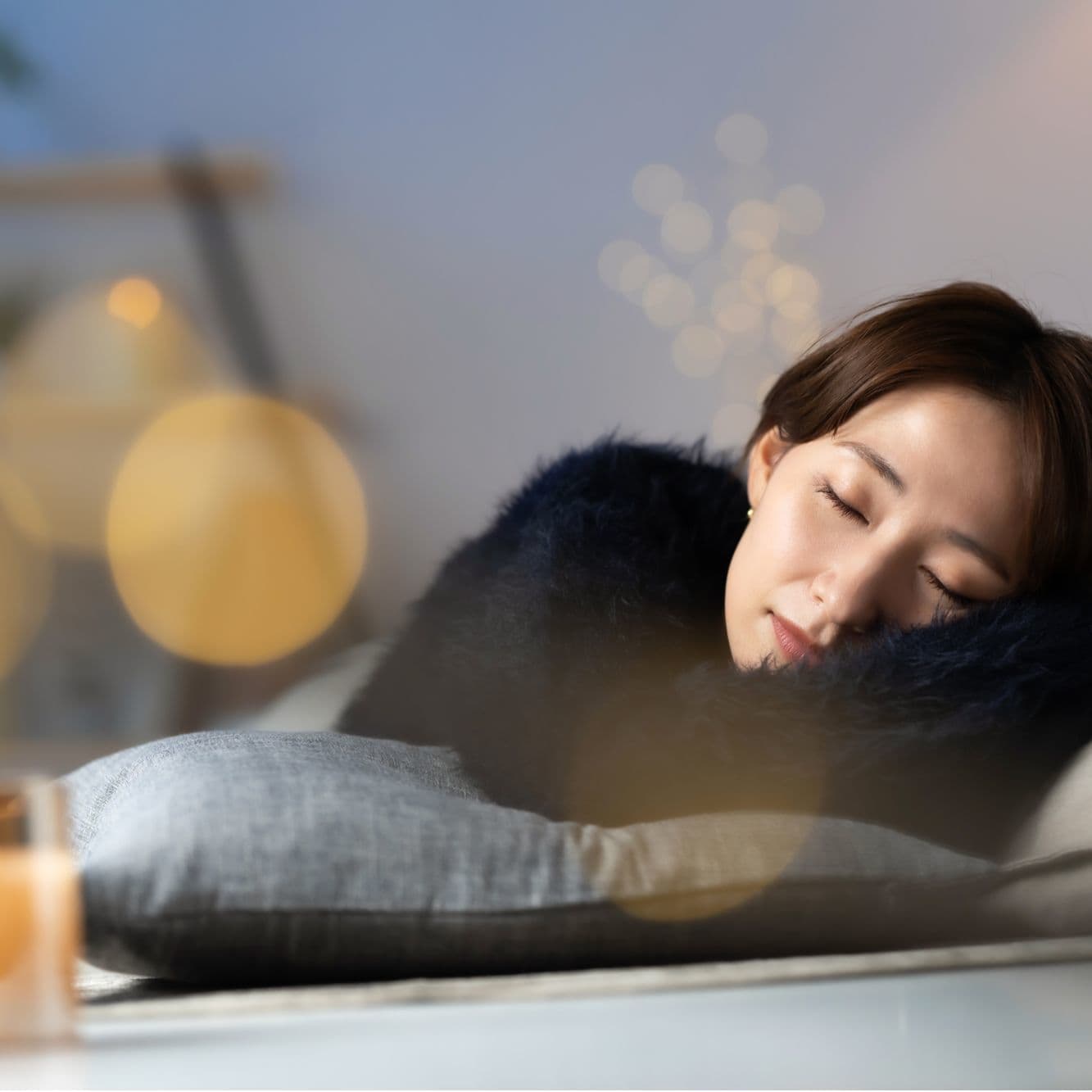 生理の悩み　辛い　対処　生理用品　社会で理解されない　ナプキン　タンポン　給水ショーツ　ナプラスe　月経カップ　隠す　血　汚い　体験　あるある　体に不調　アイテム　命を繋ぐサイクル　多目的トイレ　下着　漏れ　生理痛